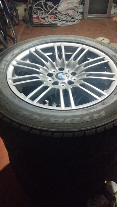 Продам шины r18 255/55