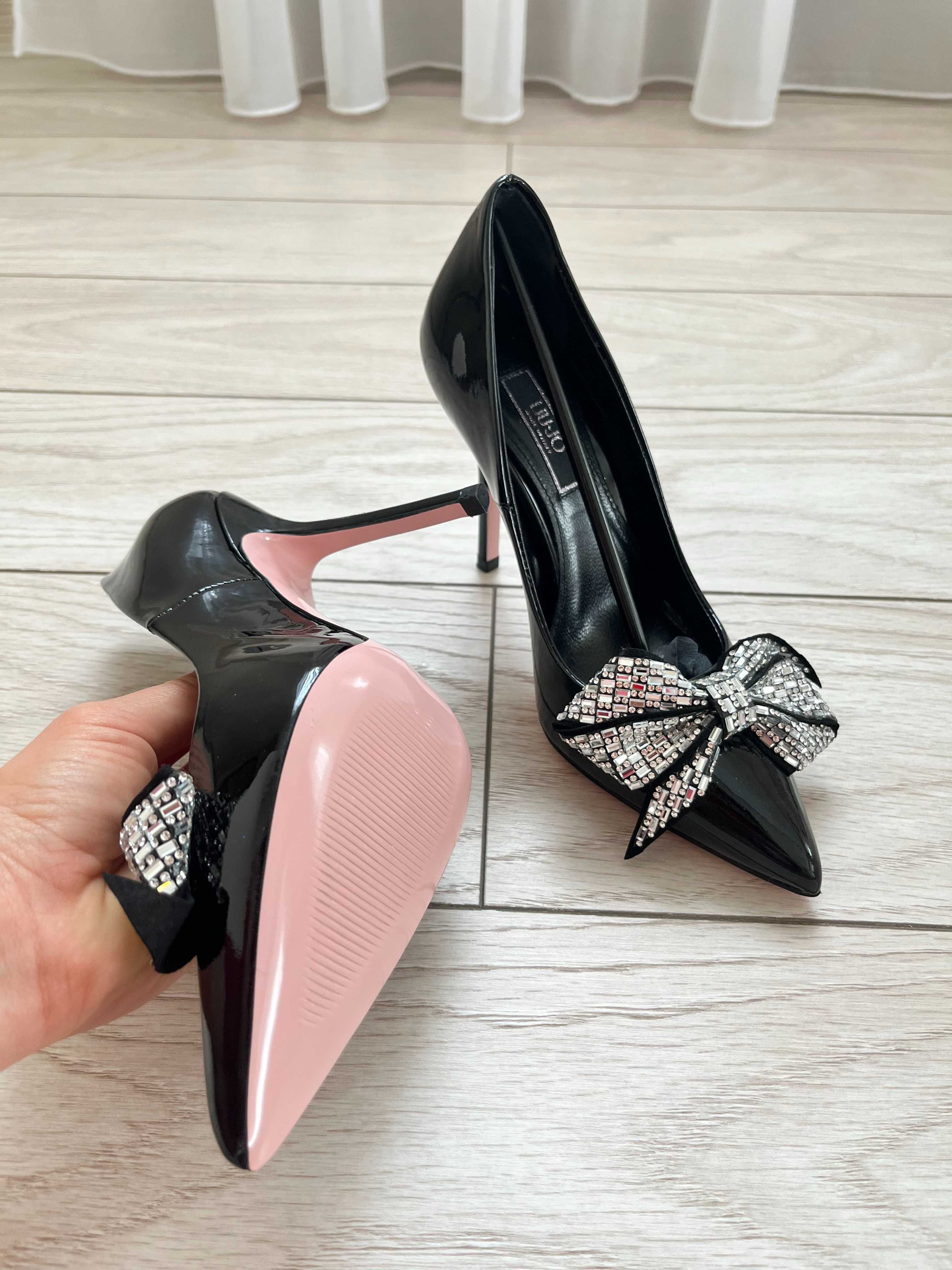 Pantofi trendy negri eleganți Liu Jo