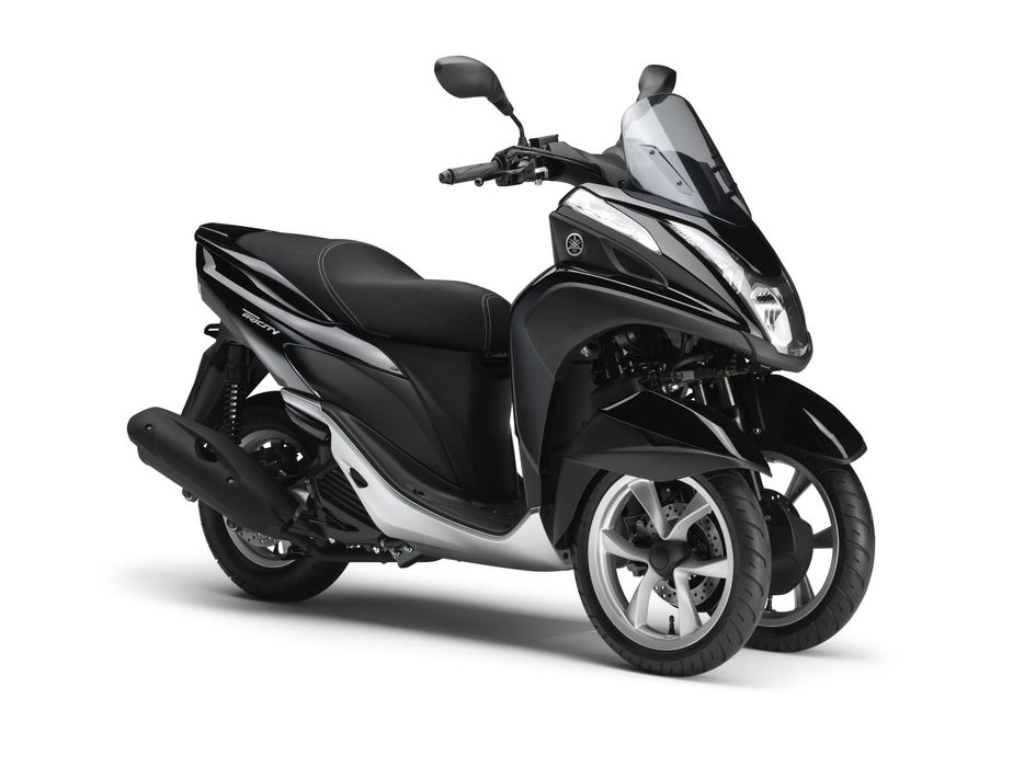 dezmembrez piese motor carene yamaha x max x city tricity majesty