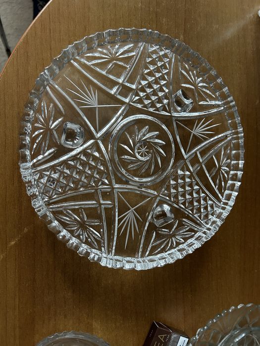 Кристална чиния за торта