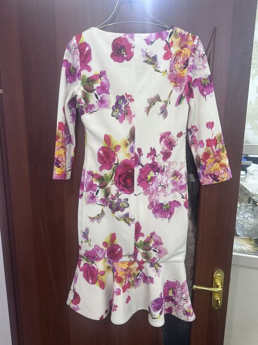 Продаются платья