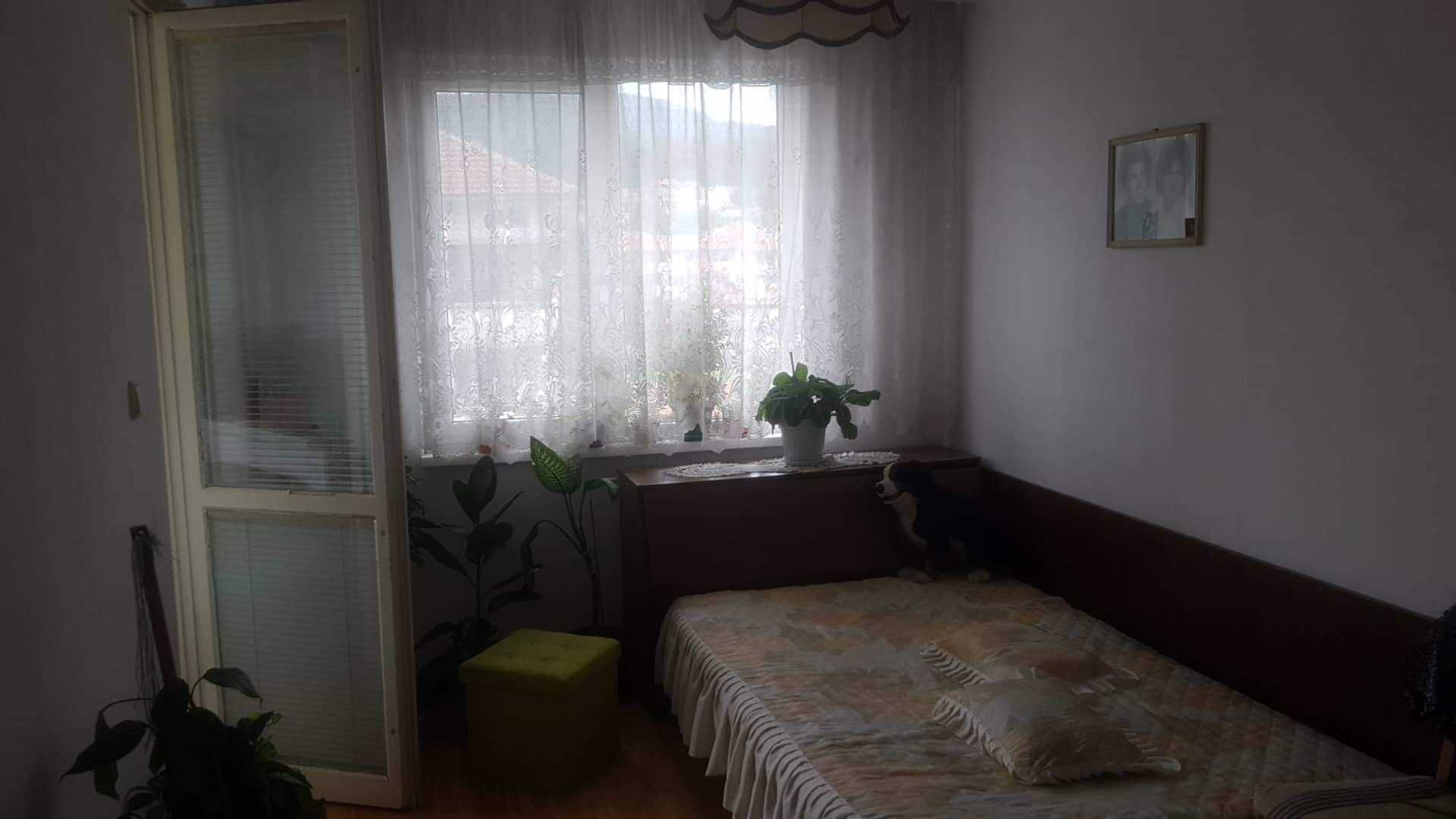 Продавам апартамент в Аксаково