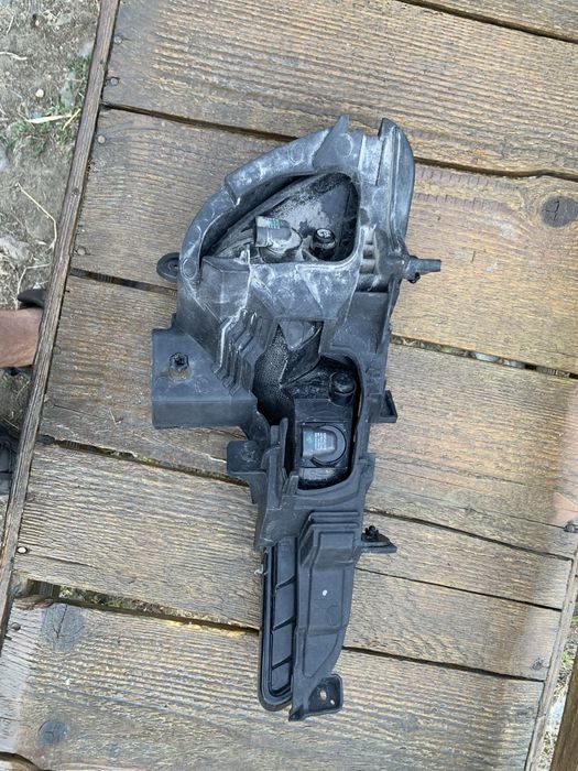 Халоген Киа Спортидж/Kia Sportage