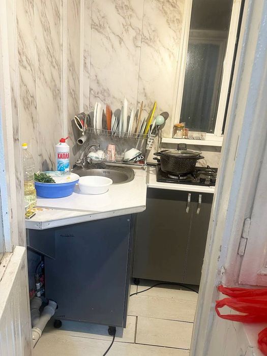 Чиланзар 12 Кв Кизла Оила 1 Хона 2 Хона Килинган Хамма Шароитлари бор