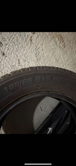 4 броя зимни гуми Kumho 185/65/15