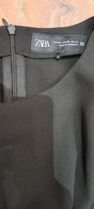 Официална рокля на Zara