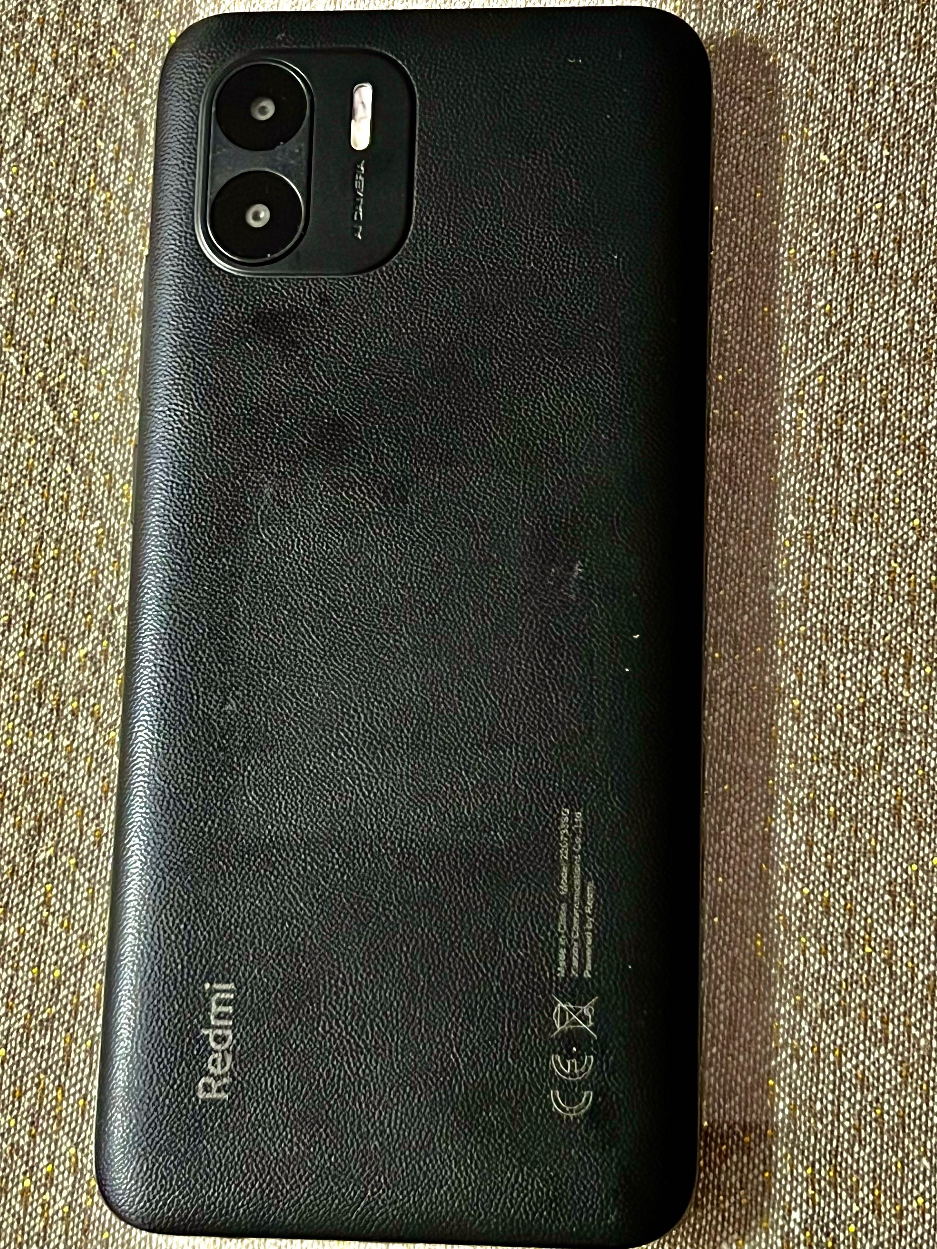 Telefon mobil OPPO, Electric Black. Telefon mobil Xiaomi Redmi  Negru