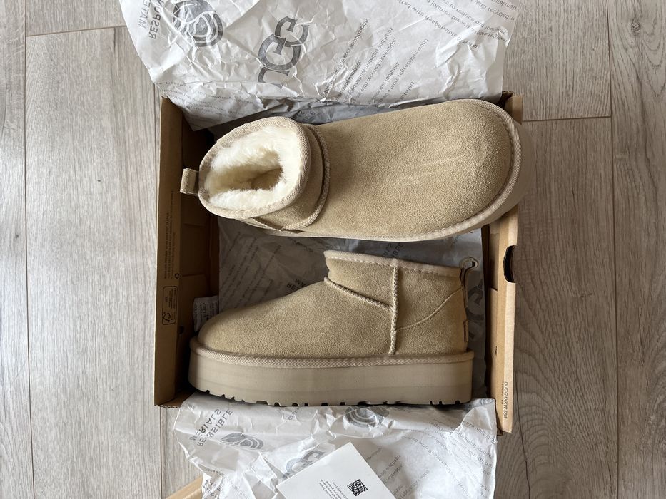 Ugg Mini Platform