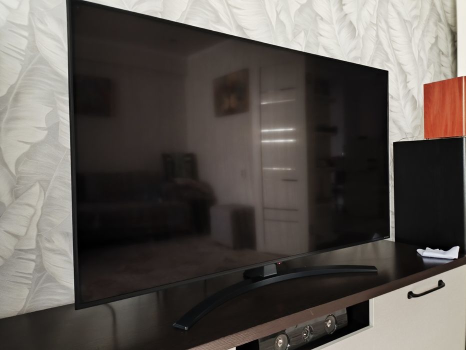 Продам телевизор