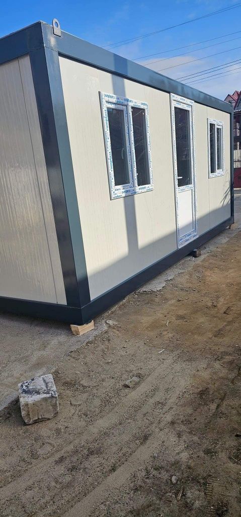 Vand containere modulare la cheie