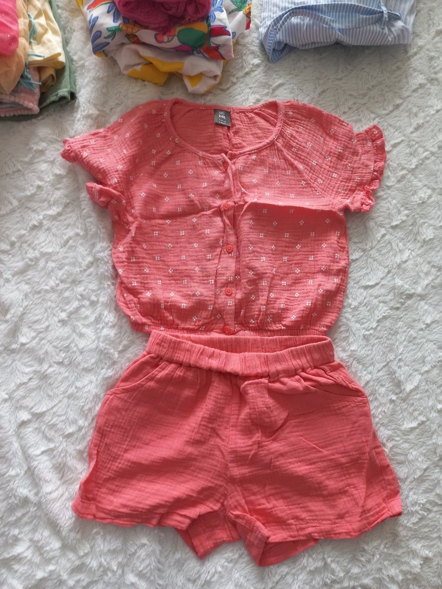 Рокля лот , Яке зара, Клин,дънки , блузи , екип , тениска 5лв 7г