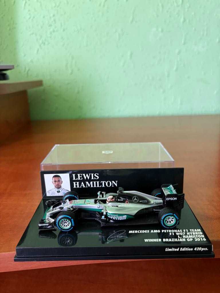 колекция на  Lewis Hamilton Формула 1  Minichamps - мащаб - 1.43