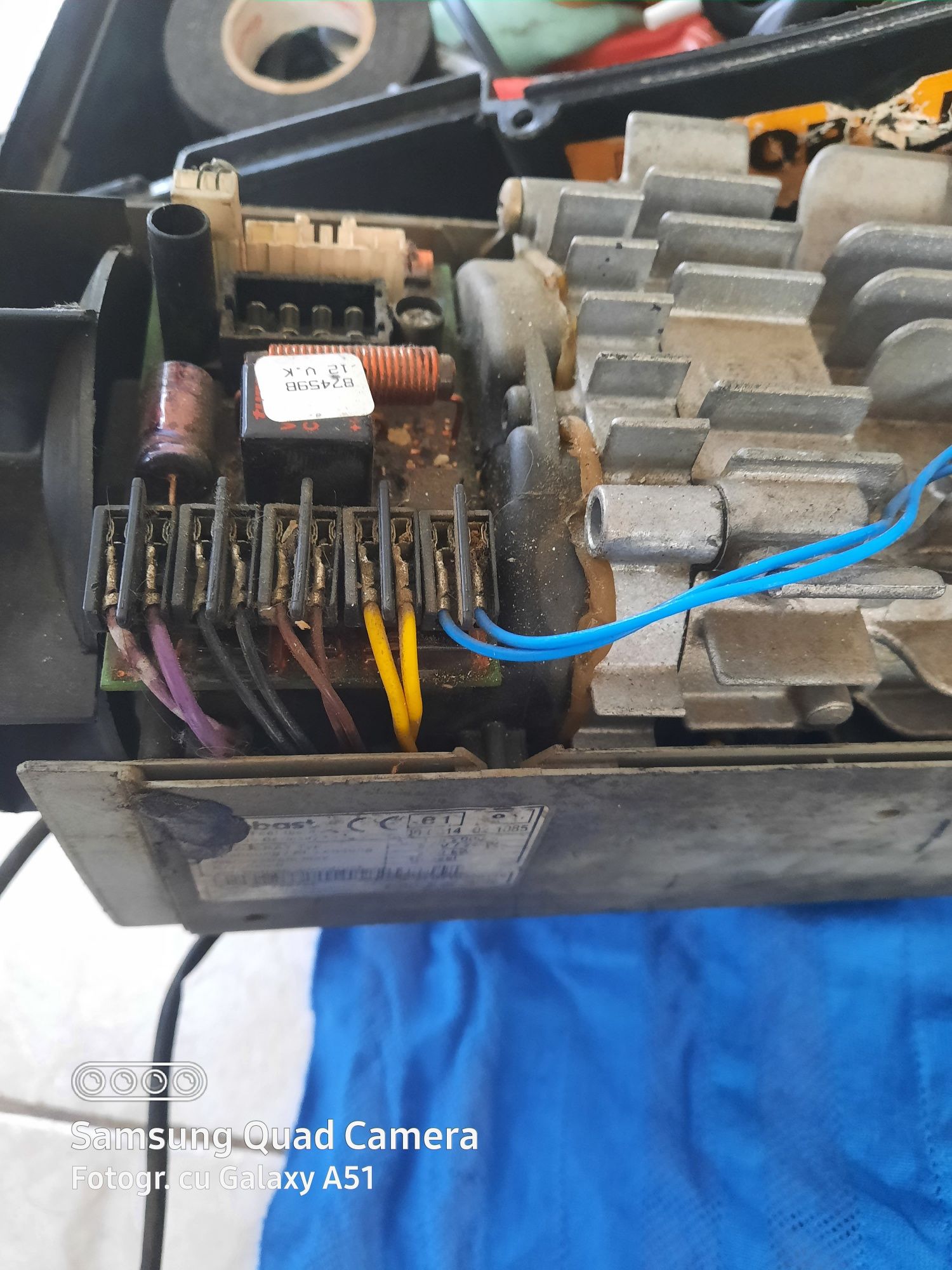 Sirocou  12v. 24