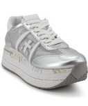 Premiata donna Beth.