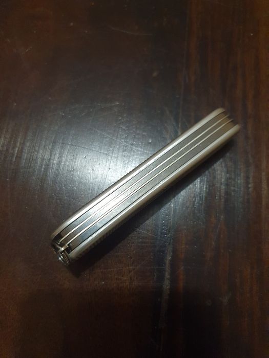 Викторинокс Victorinox Swiss Made Швейцарско Ножче