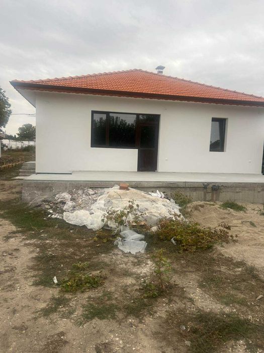 Продава се Къща в с. Костиево, Област Пловдив - 130 кв.м за 1270 €/кв.м - Снимка #1