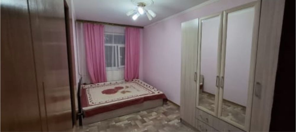 Продам 2 комнатную квартиру ул Абая 4