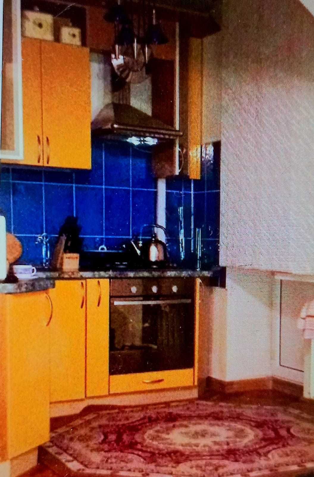 Продается  3-х ком кв на Азаттык, д. 46