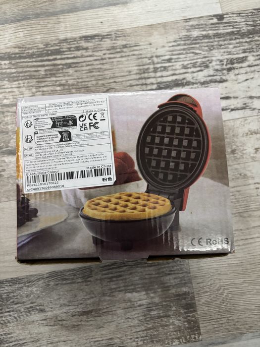 Aparat pentru clatite / waffle