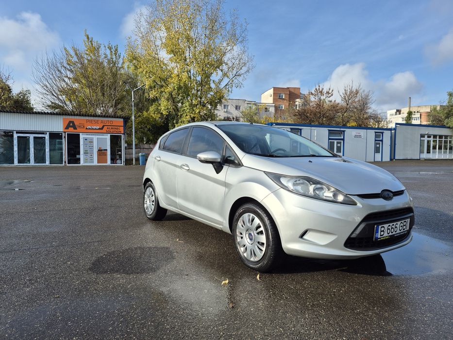 Urgent...Ford Fiesta 1.6 Diesel