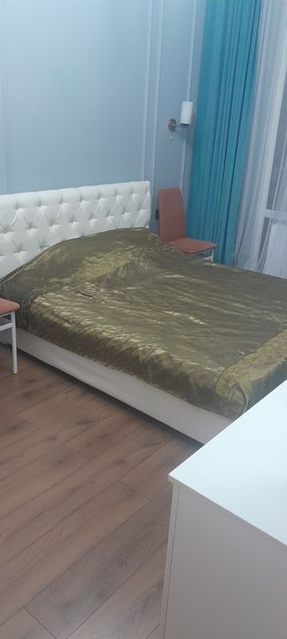 Спальни кровать с матрасом