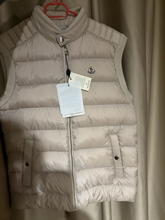 Мъжки елек Moncler
