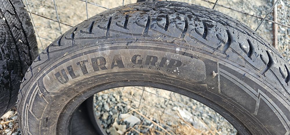 Cauciucuri 215 /65/16C MS noi!