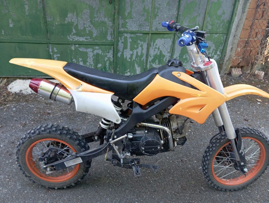 Крос 125 кубика 4 тактов