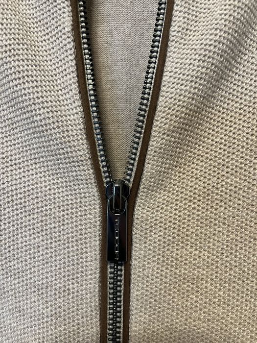 Луксозна жилетка с цип