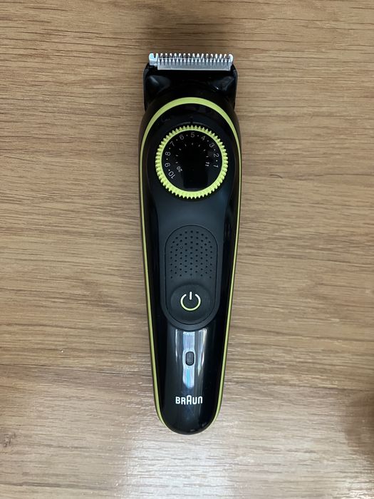 Aparat de tuns barba Braun 5517