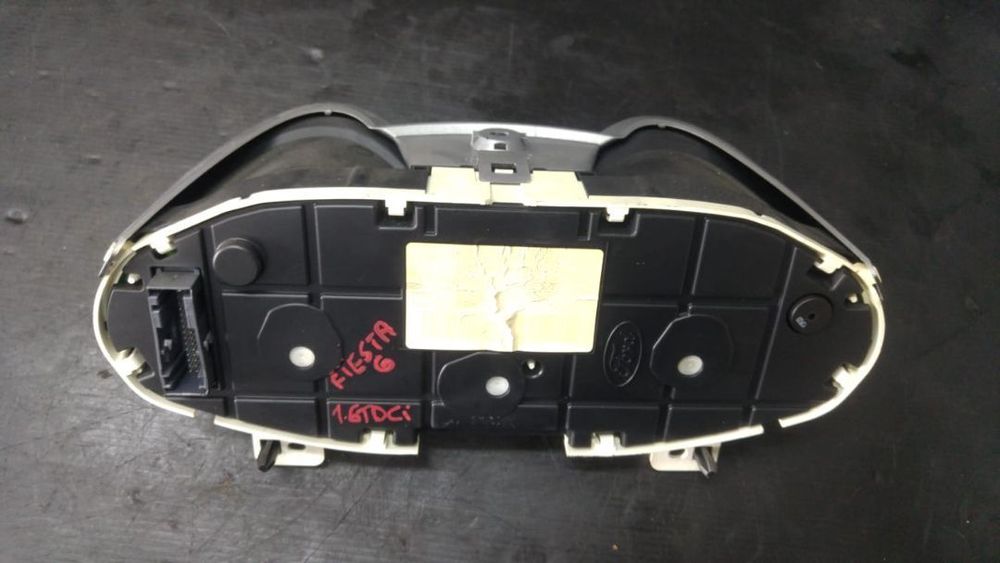 Ceasuri bord 1.6 tdci ford fiesta 6 8a6f-10894-bc
