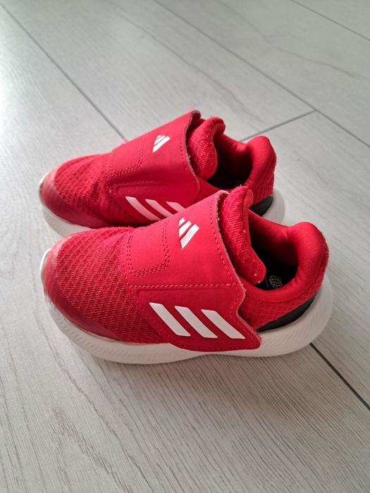 Adidasi adidas marimea 23