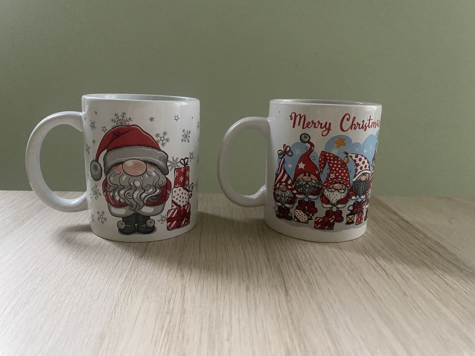 Комплект коледни чаши за кафе / чай с Дядо Коледа