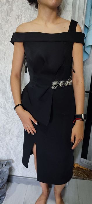 Продается вечернее платье