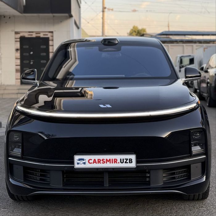 Li 9 Ultra full kraska toza