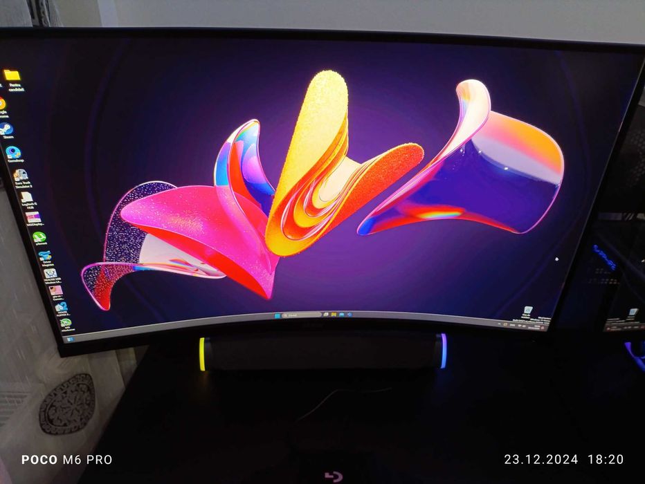 Sistem PC Gaming Complet – Ryzen 7, 32GB RAM, Volan Logitech G923