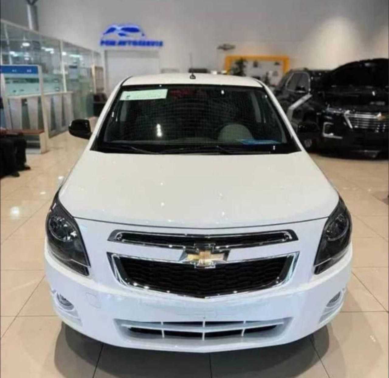 Chevrolet Cobalt Midnight 2025