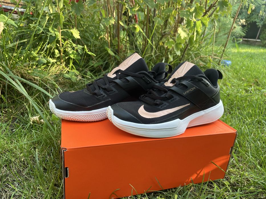 Маратонки Nike Vapor 40 номер