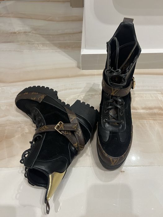 Дамски боти LVTT