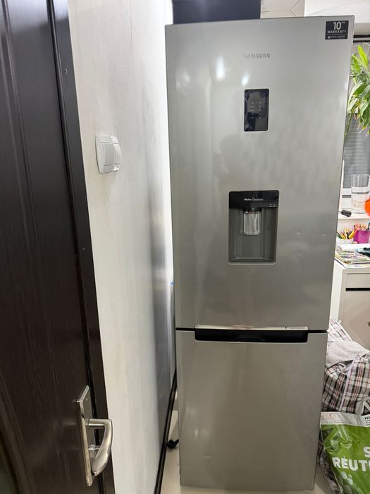 Combina frogorifica Samsung