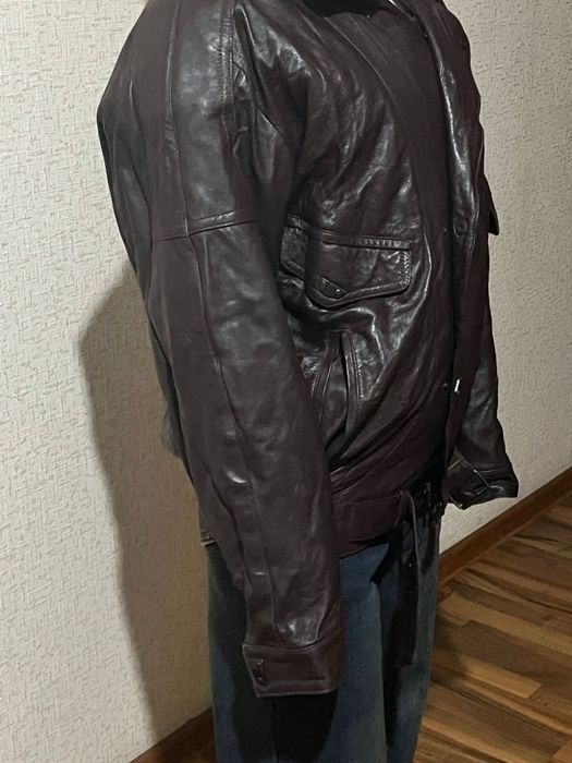 Спочно продается кожаная куртка