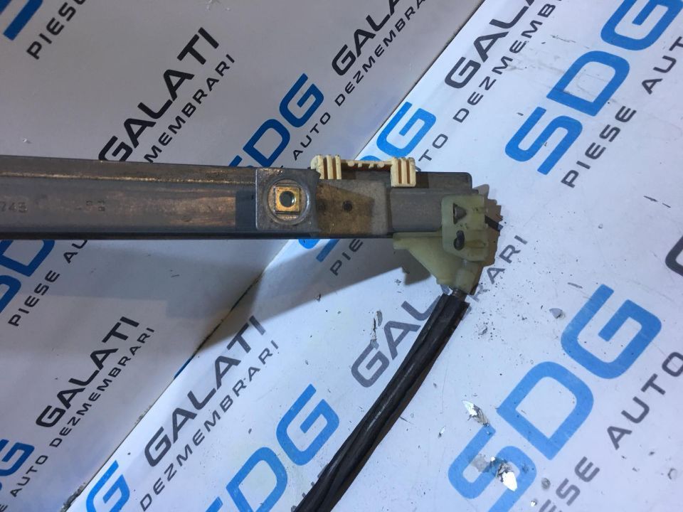 Macara Electrica Usa / Portiera Stanga Fata Renault Clio 2 1998 - 2005 Cod Piesa : 11731308745