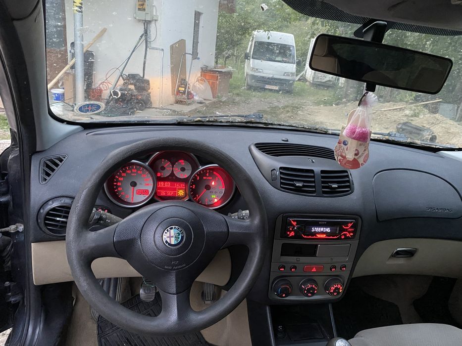 Dezmembrez Alfa Romeo 147