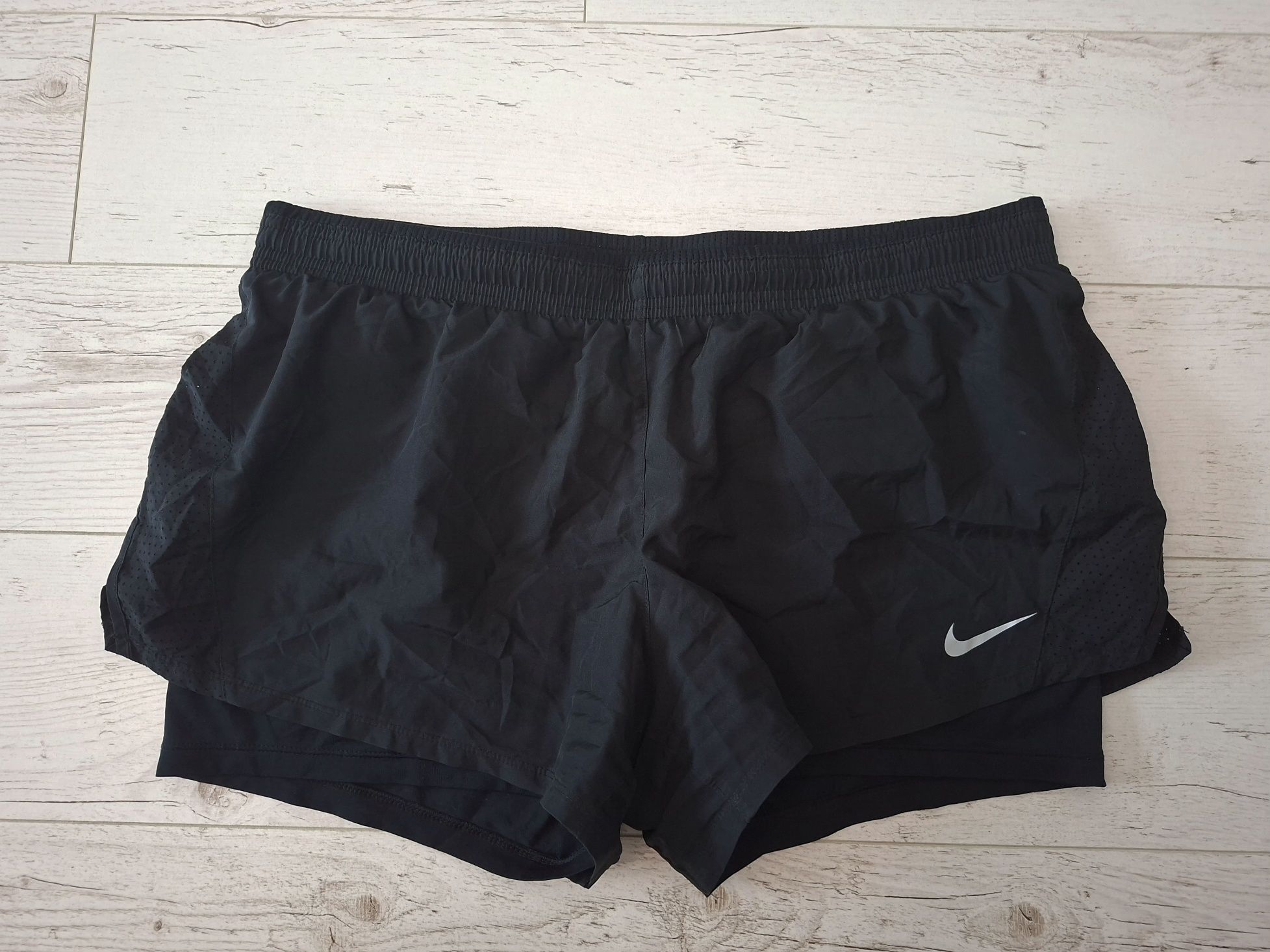 Nike Dry Fit-Ориг. Дамски шорти и клин 2в1