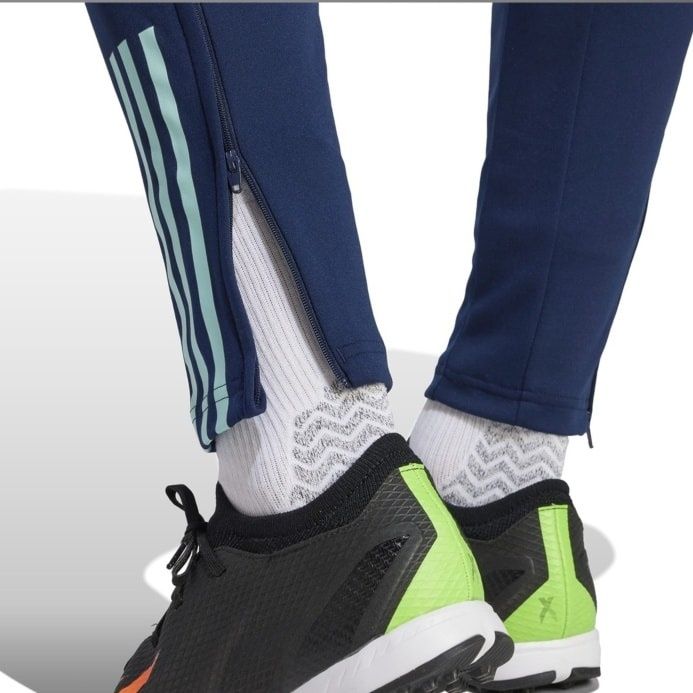 Страхотно мъжко спортно долнище ADIDAS размер S / 164см