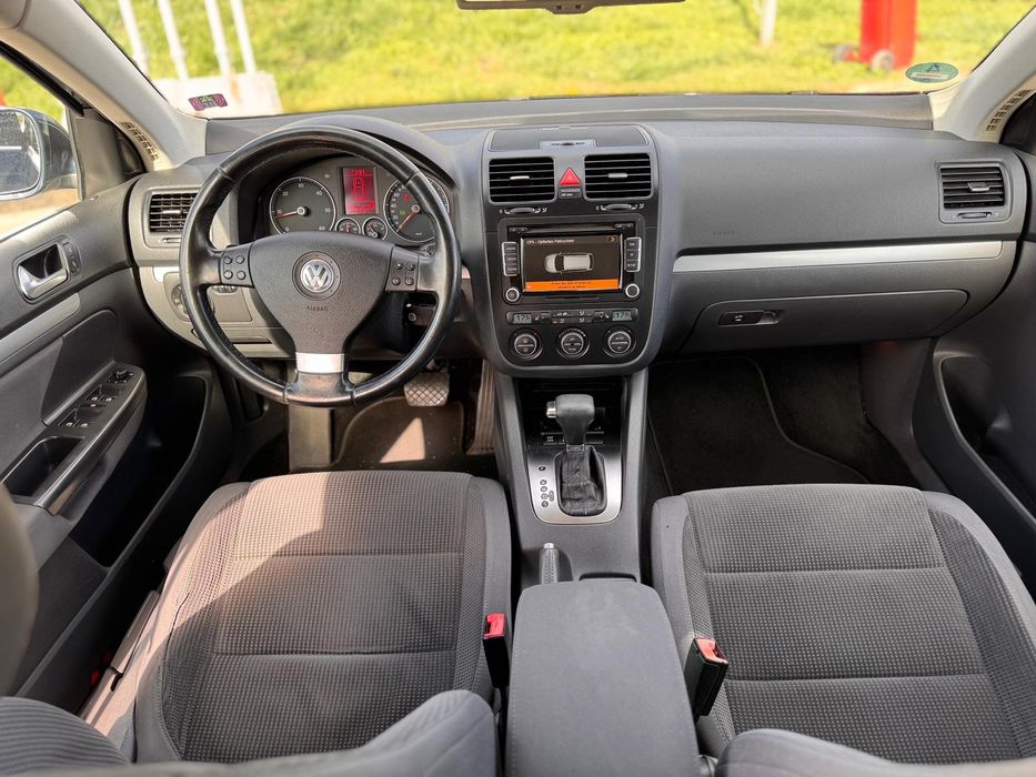 Volkswagen Golf, /2.0 TDI/DSG/Cutie automata/CBAB(Motorizare Euro 5)/2