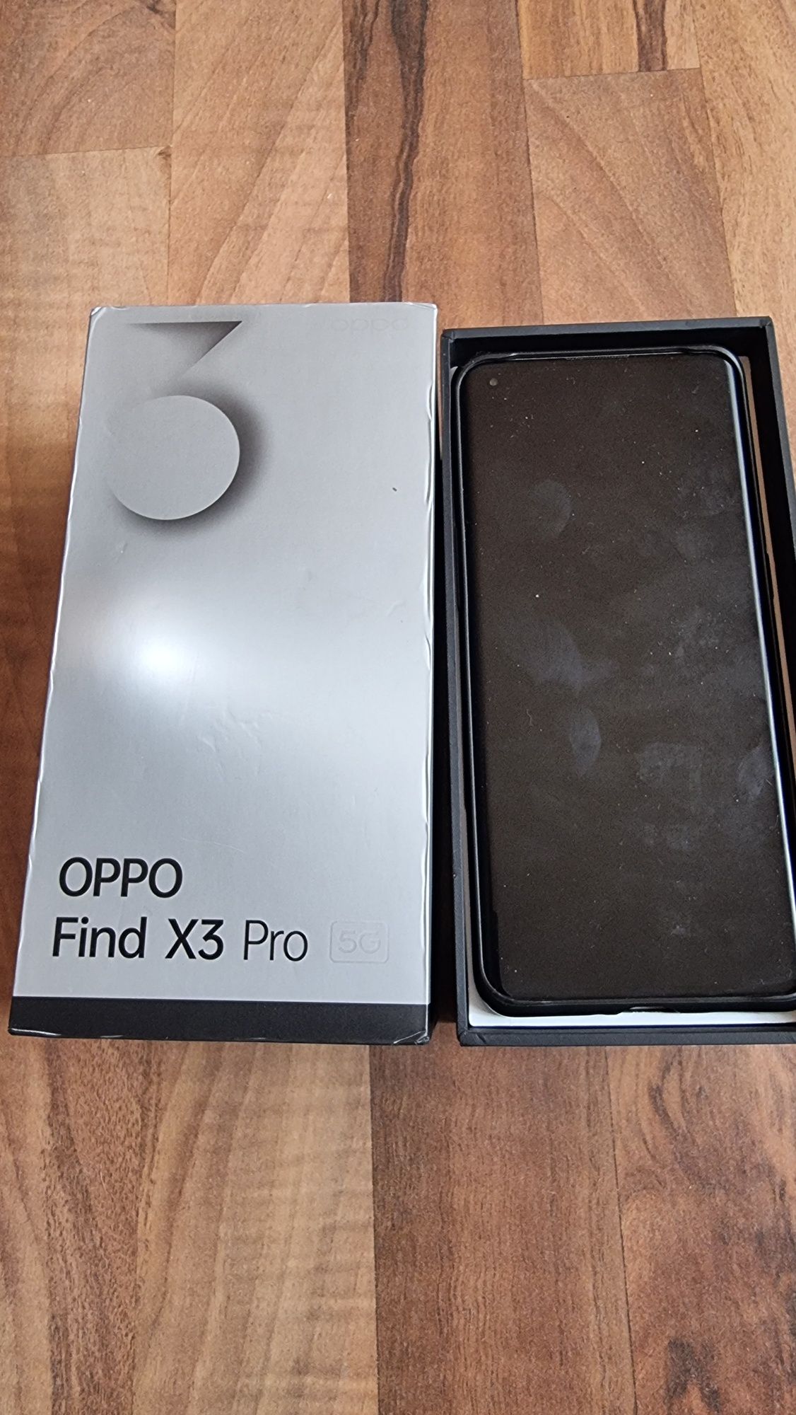 Vând telefon Oppo find X3Pro