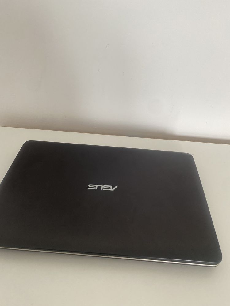 Asus X541 U , состояниесі жаксы, зарядка, мышка, сумкасы бар