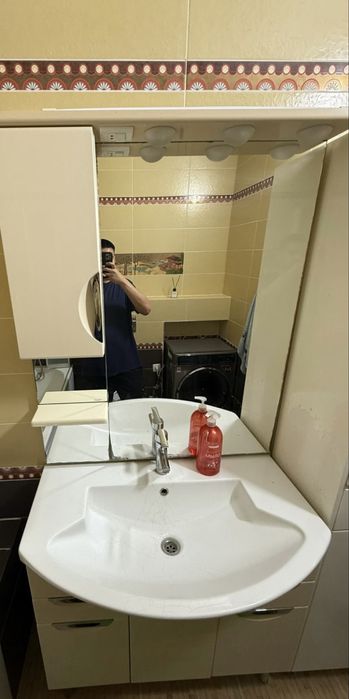 Комплект тумыбы с раковиной и зеркалом с подстветкой