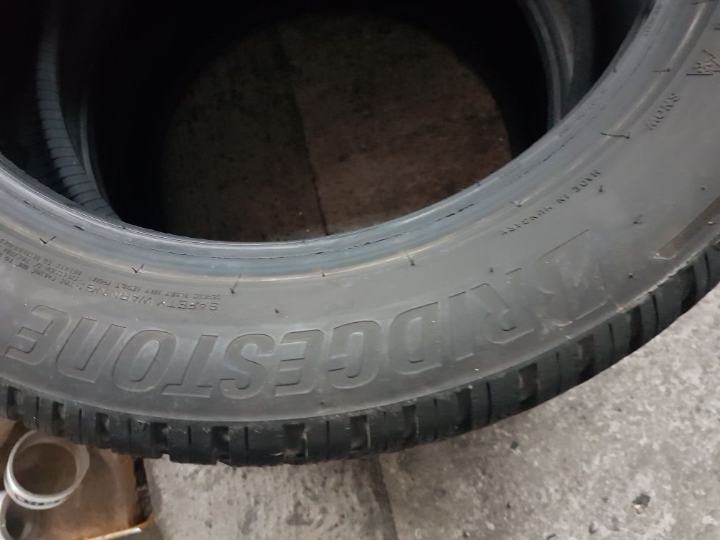 Bridgestone 245/50 R19 105V M+S iarnă